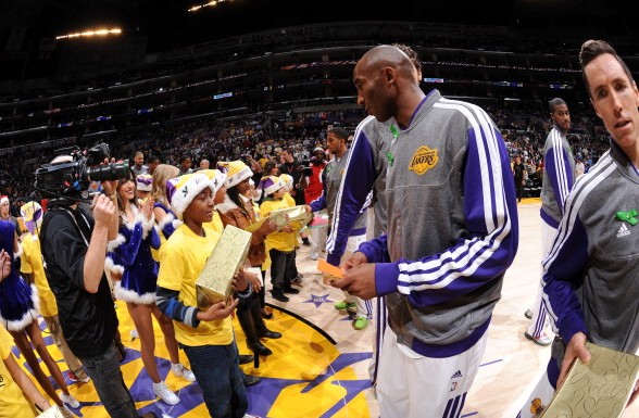 向来以其对 向来以其对