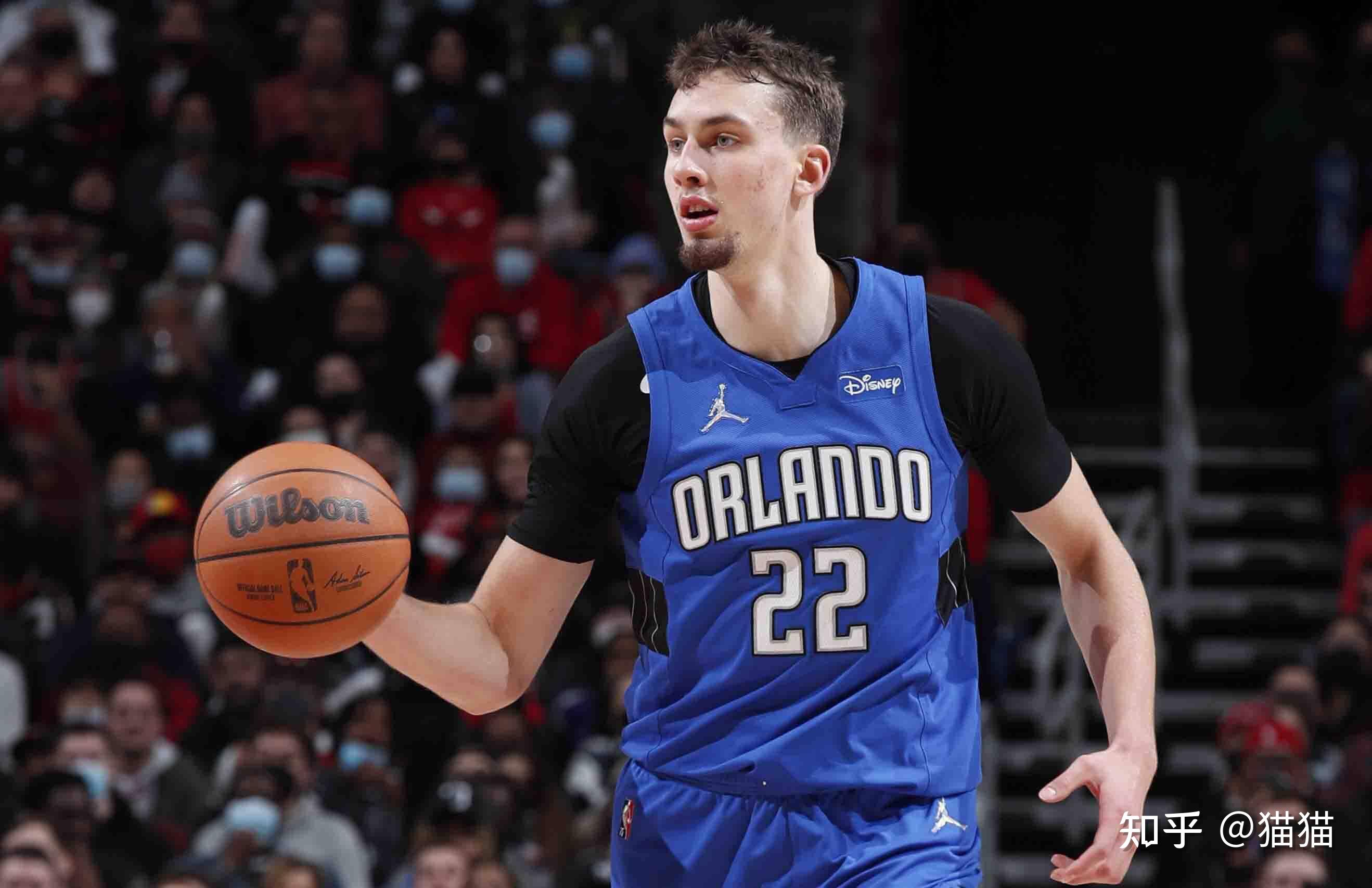 边锋对位压 边锋对位压