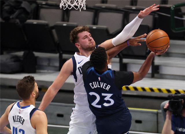 打乱接发站 打乱接发站