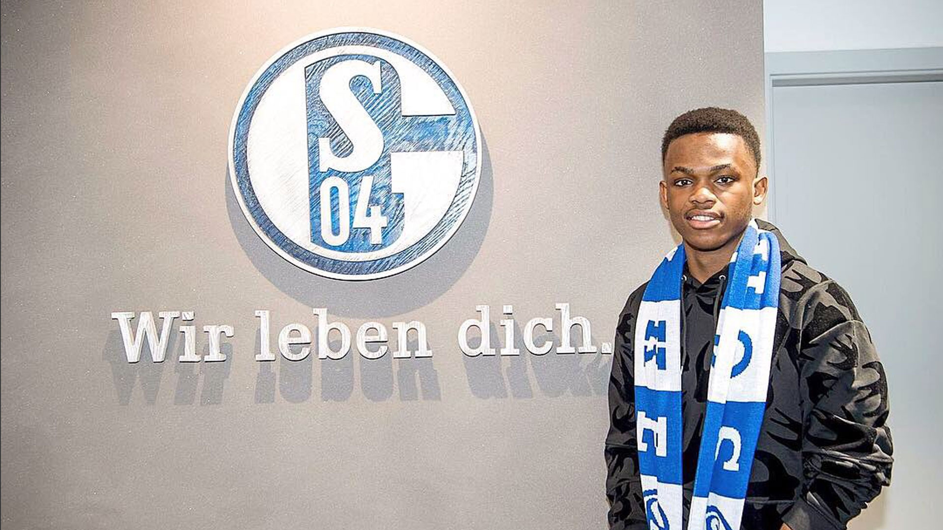 令人不舍却 令人不舍却