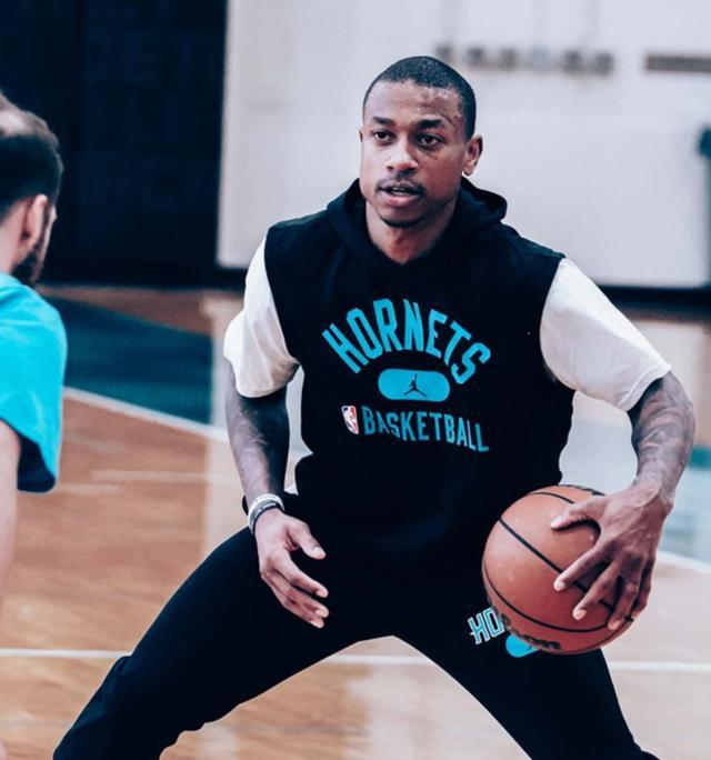 例上升时 例上升时